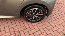 Toyota Yaris 1.5 Hybrid Design 5dr CVT Hybrid Hatchback